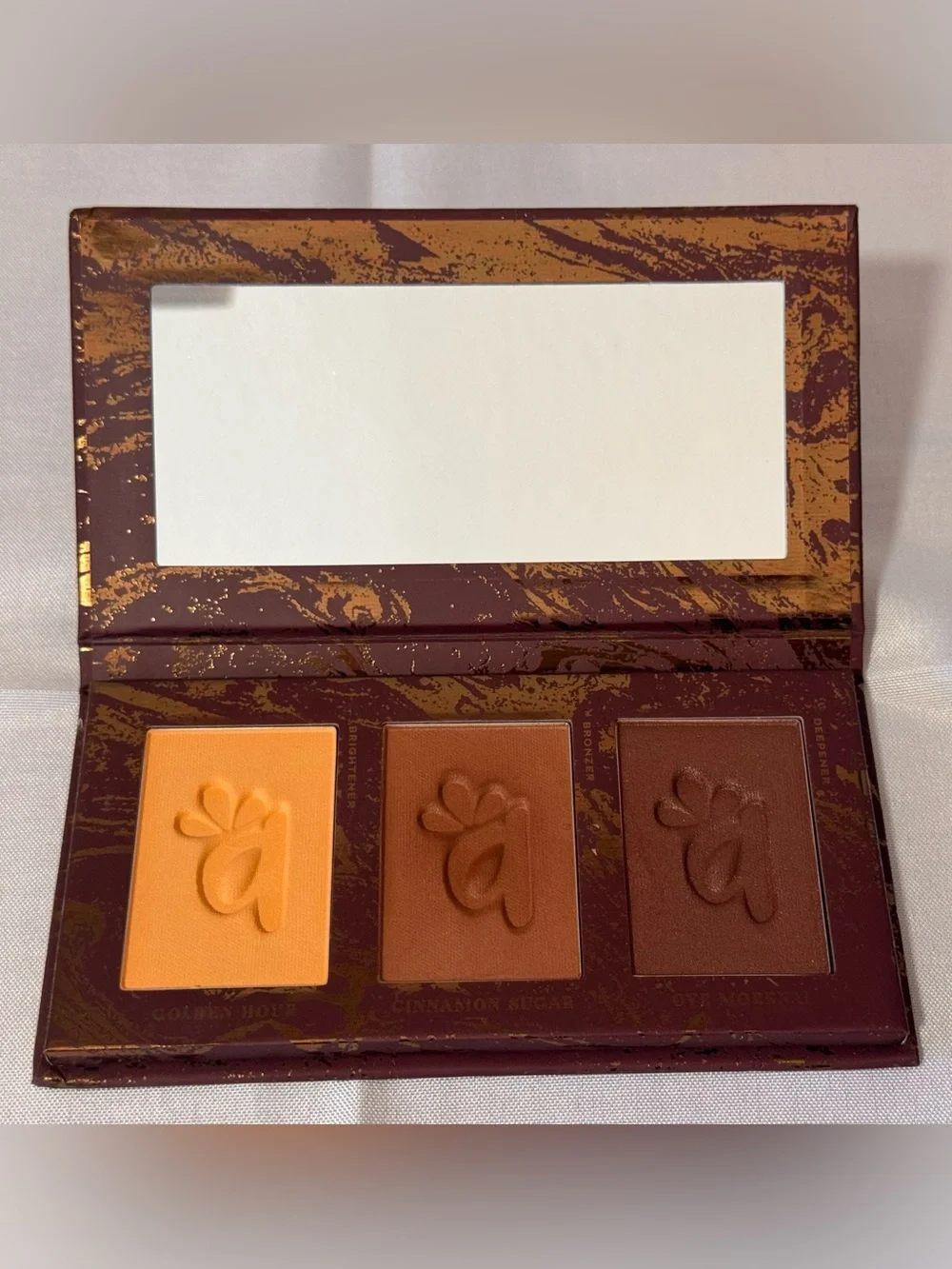 Alamar Cosmetics Brighten & Bronze Complexion Trio in Dark/Rich, New Without Box